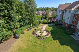 Communal Gardens- click for photo gallery